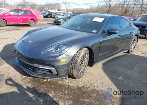 2017 Porsche Panamera 4S из США, поврежденный, VIN WP0AB2A73HL122979